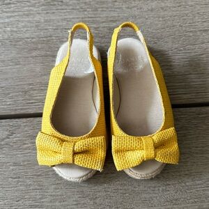 Adorable yellow Janie and jack sandal for toddler